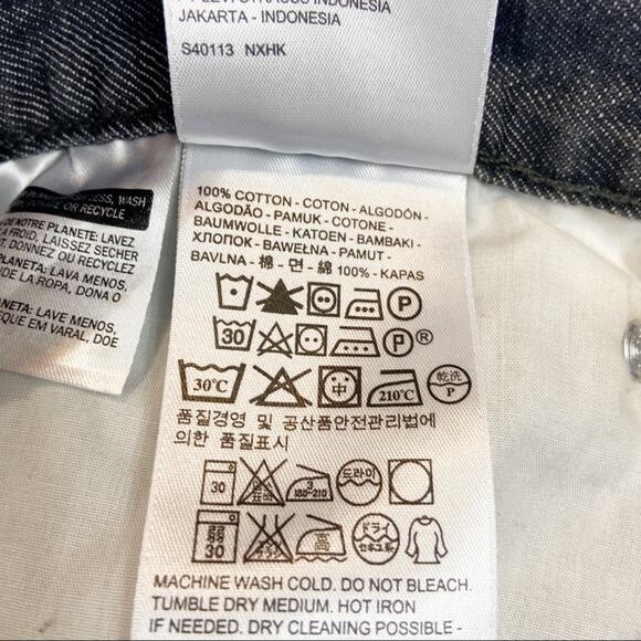 Levi’s 513 Cut Off Bleached Distressed Shorts - Picture 7 of 8